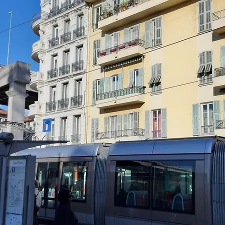 Emme Neuf Independant Centre Daire