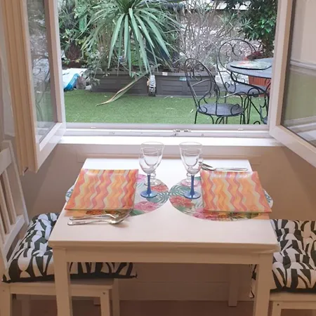 Emme Neuf Independant Centre Nice